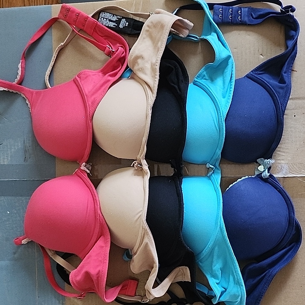 Victoria's secret padded push up thirty four b